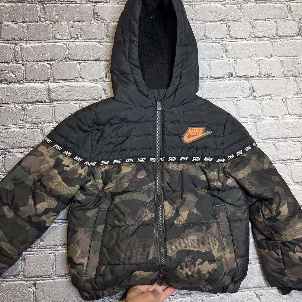 Nike Sportswear Just Do It Camo Puffer Toddler Size 5-6